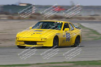 media/Oct-25-2025-CalClub SCCA (Sat) [[34c778dfbe]]/Group 2/Qualifying/